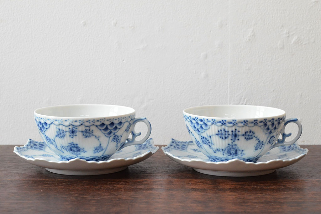 ROYAL COPENHAGEN　ロイヤルコペンハーゲン　ブルーフルーテッド　フルレース　カップ&ソーサー2客(洋食器)(定価88,000円)(R-052459)