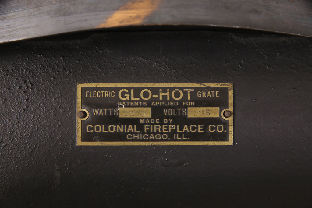 アメリカビンテージ　ジャンク品　COLONIAL FIREPLACE CO.　凝ったデザインがお部屋の雰囲気を高める電気ストーブ(暖炉、ディスプレイ、ヴィンテージ)(R-052536)