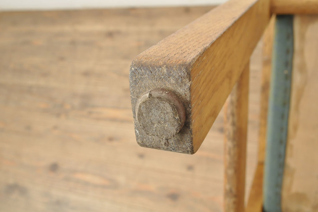 デンマークビンテージ　Hans J Wegner(ハンス・J・ウェグナー)　GETAMA(ゲタマ)　CONFERENCECHAIR　オーク材　洗練された佇まいが目を引くカンファレンスチェア(アームチェア、イス、椅子、ダイニングチェア、ヴィンテージ、北欧)(R-052634)
