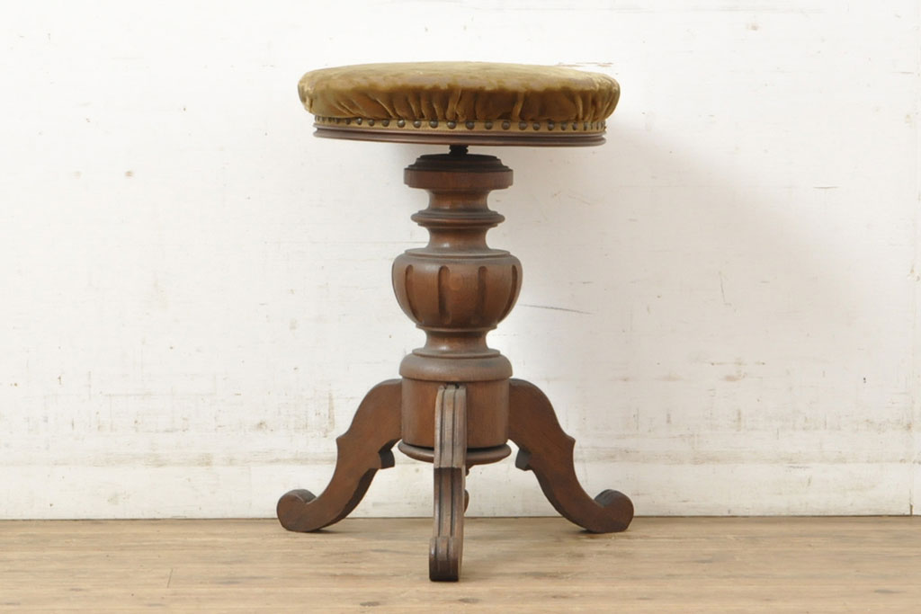 和製アンティーク　大正ロマン　ナラ材　重厚感のある凝ったつくりが魅力的なスツール(丸椅子、回転椅子、イス)(R-052721)