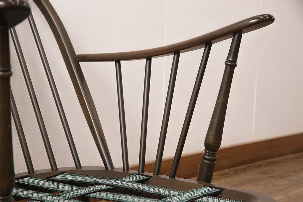 中古　極美品　ERCOL(アーコール)　カントリーやナチュラルスタイルに取り入れたい1人掛けソファ(一人掛けソファ、アームチェア)(R-052806)
