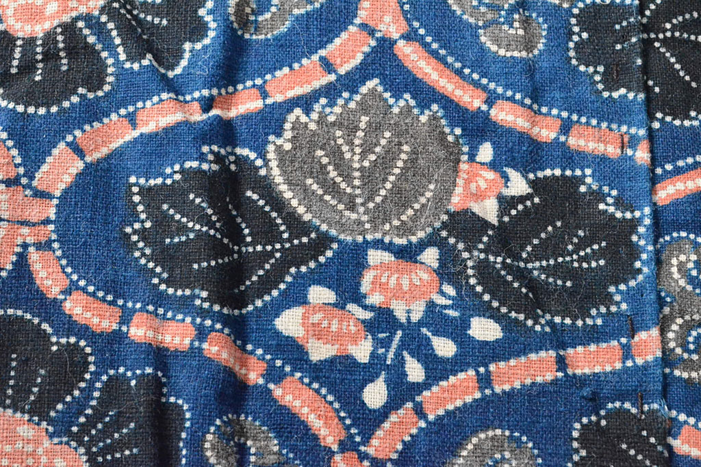 明治期　赤入り藍型染木綿古布(布団皮、藍染)(R-052913)