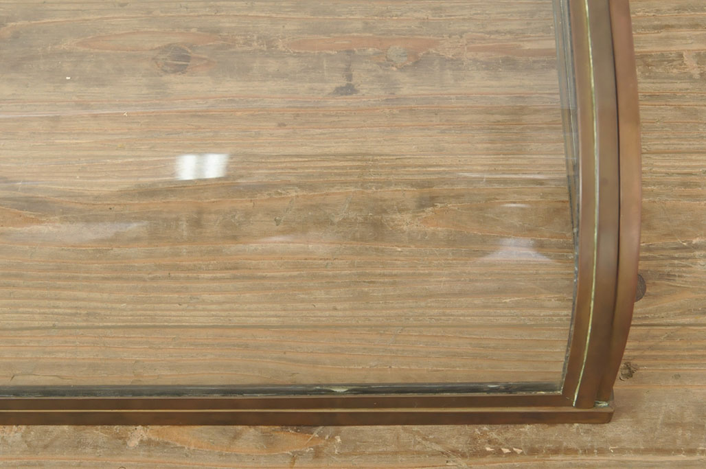 フランスアンティーク　真鍮枠がおしゃれなRガラスの卓上ガラスケース(ショーケース、店舗什器)(R-052980)