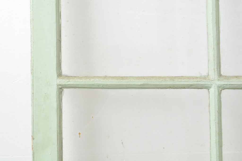 フランスアンティーク　人気のオーバル型ドアノブが付いた、ホワイトとミントグリーンの優しい色合いが可愛らしいガラス扉2枚セット(親子ドア、建具)(R-053017)
