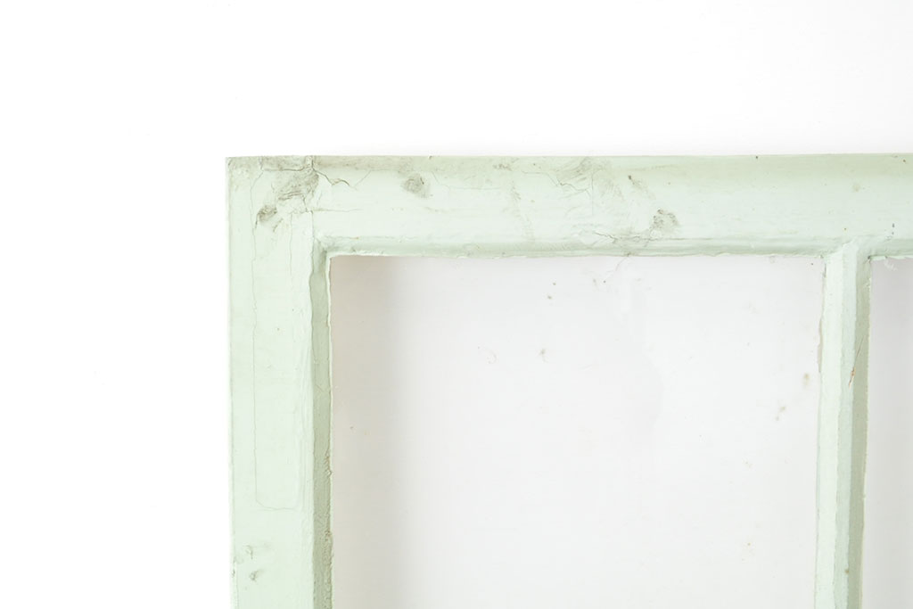 フランスアンティーク　人気のオーバル型ドアノブが付いた、ホワイトとミントグリーンの優しい色合いが可愛らしいガラス扉2枚セット(親子ドア、建具)(R-053018)