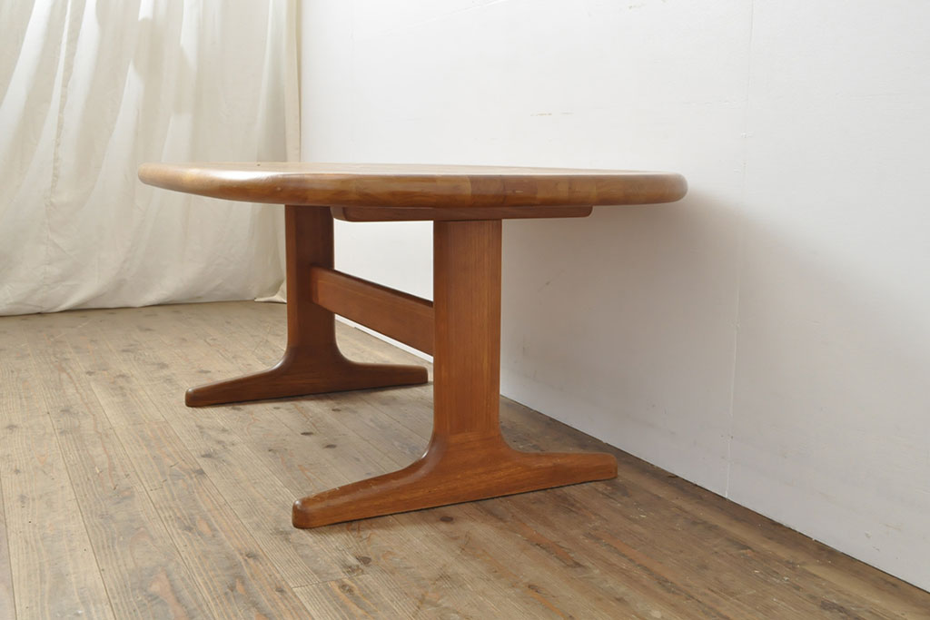 北欧ビンテージ　チーク無垢材　丸みを帯びたデザインがかわいらしいローテーブル(リビングテーブル、センターテーブル、ヴィンテージ)(R-053021)