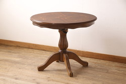 中古　イタリア製　美しい曲線のデザインが魅力的なリフティングテーブル(ダイニングテーブル、ラウンドテーブル)(R-053113)